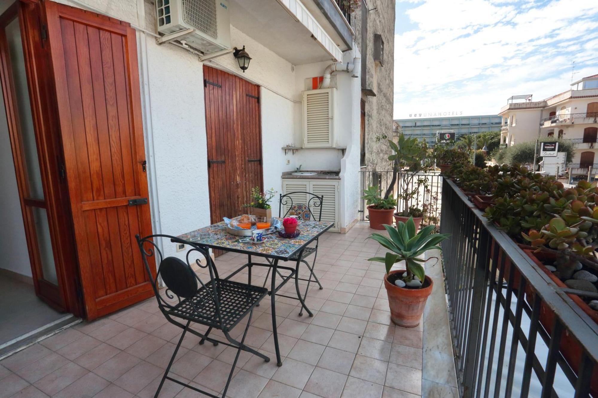 Carlo House Apartment